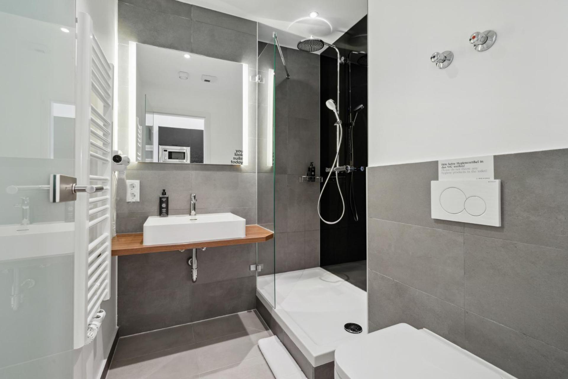Limehome Munich Fritz-Erler Str Экстерьер фото