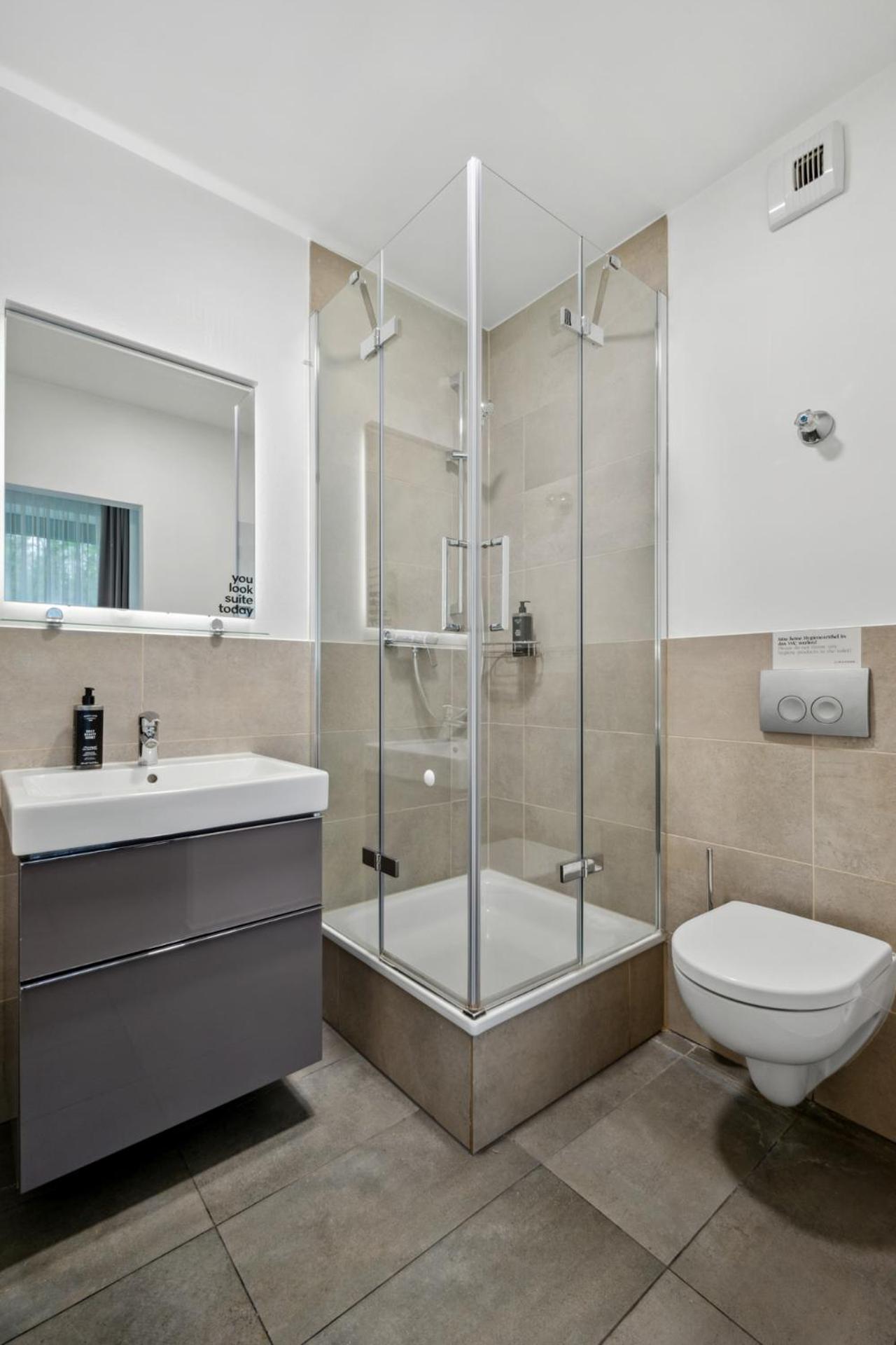 Limehome Munich Fritz-Erler Str Экстерьер фото